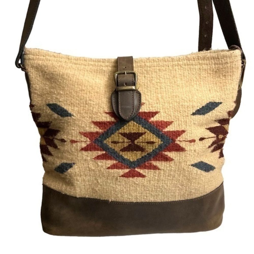 Mz made handmade in Oaxaca Mexico wool leather zippered messenger shoulder bag
